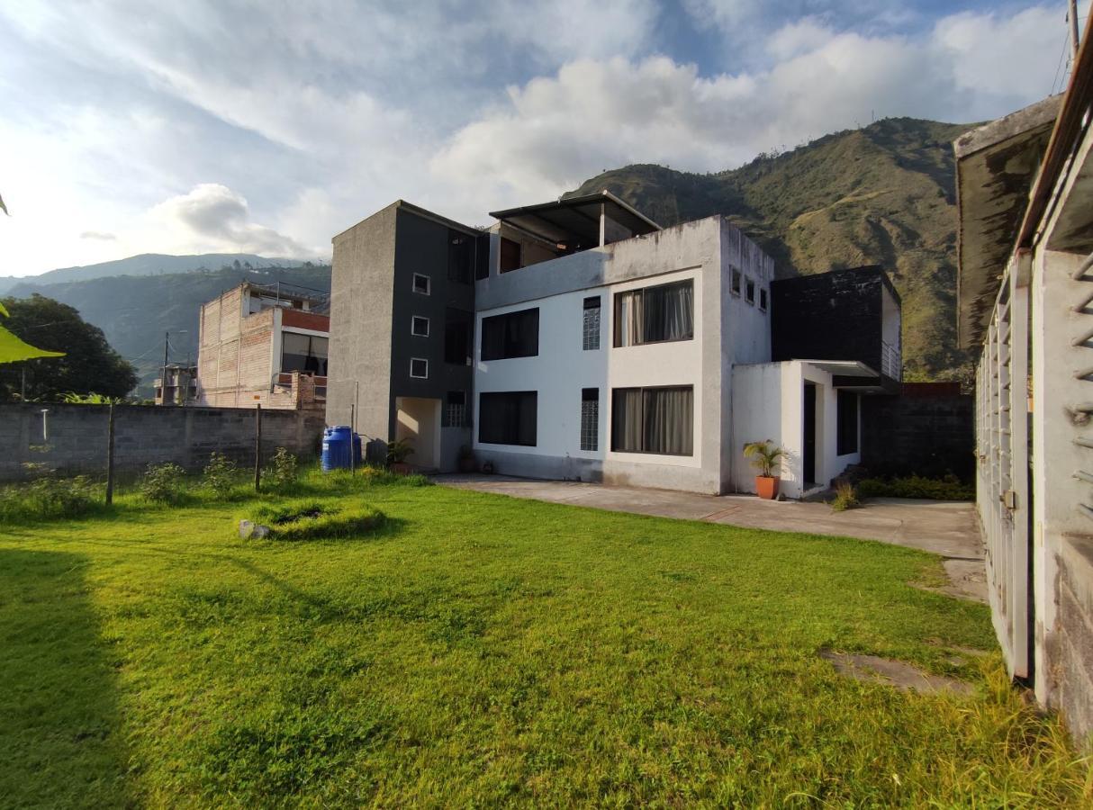 Elegante Apartamento Con Vistas Al Volcan Tungurahua Baños Exterior foto
